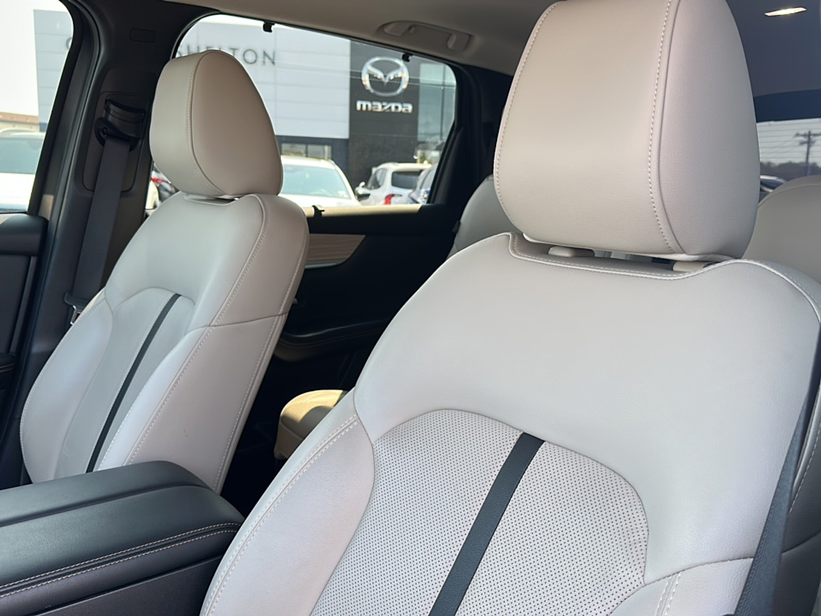 2024 Mazda CX-90 Preferred photo 3