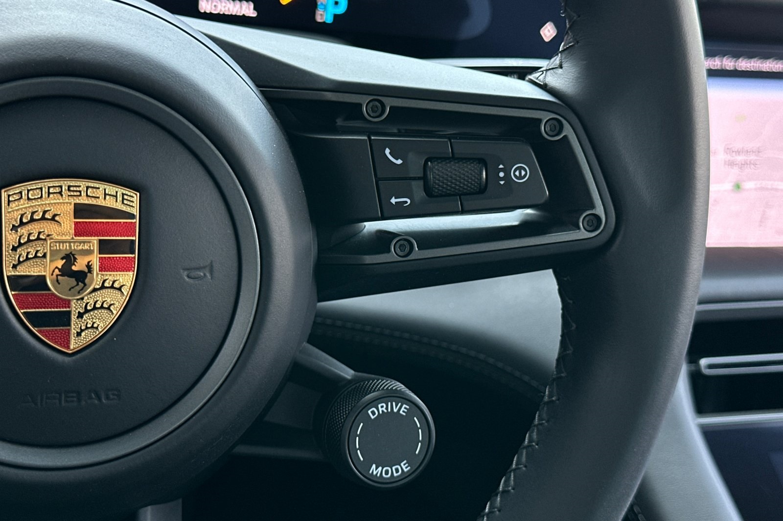 2021 Porsche Taycan Turbo S photo 26