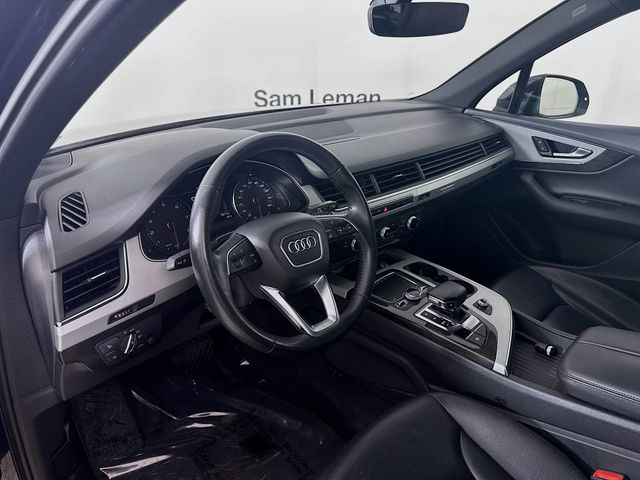 2019 Audi Q7 45 Premium photo 7