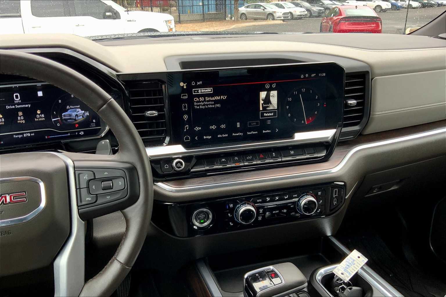 2023 Gmc Sierra 1500 SLT photo 3
