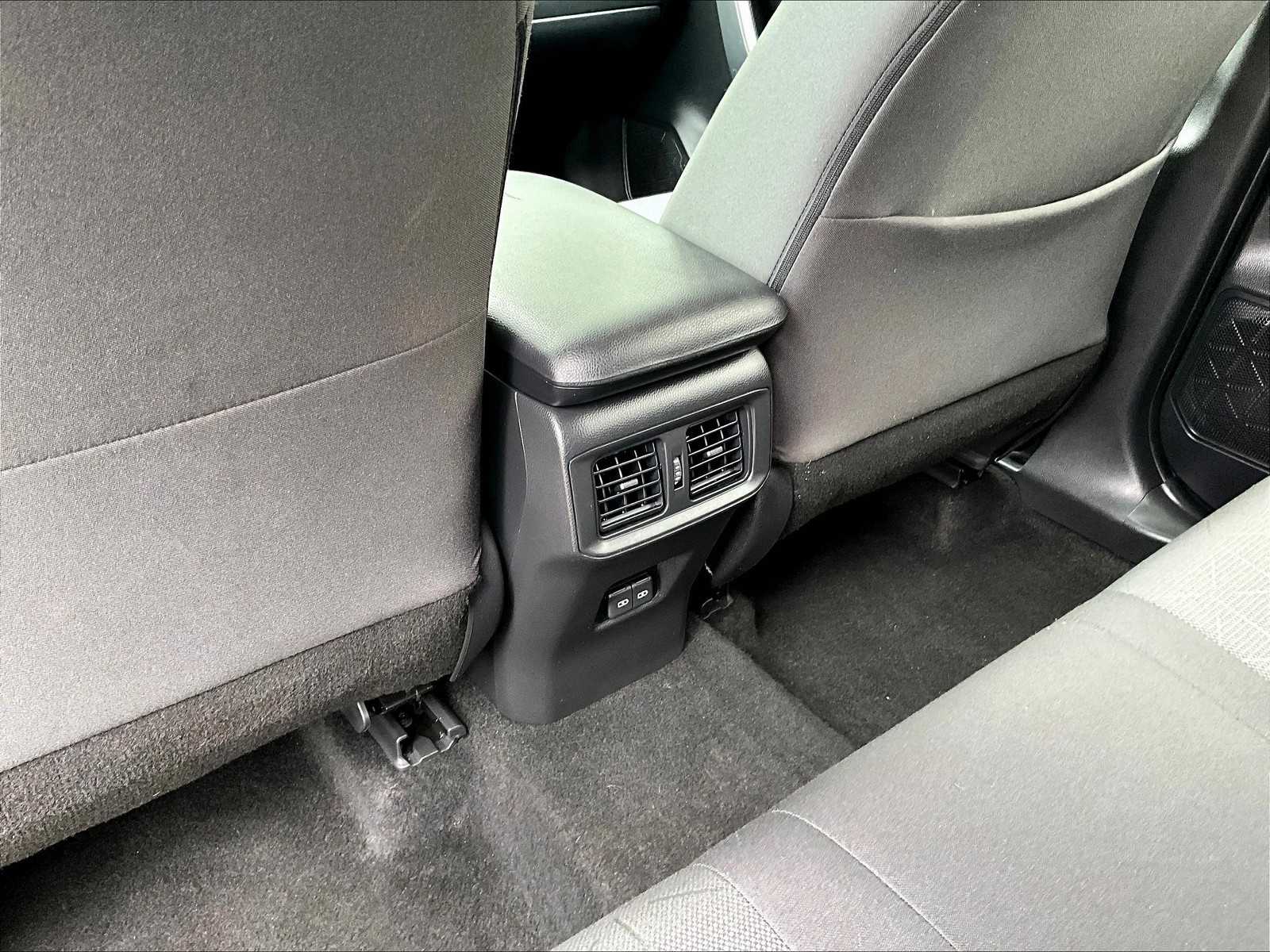 2023 Toyota RAV4 XLE photo 53
