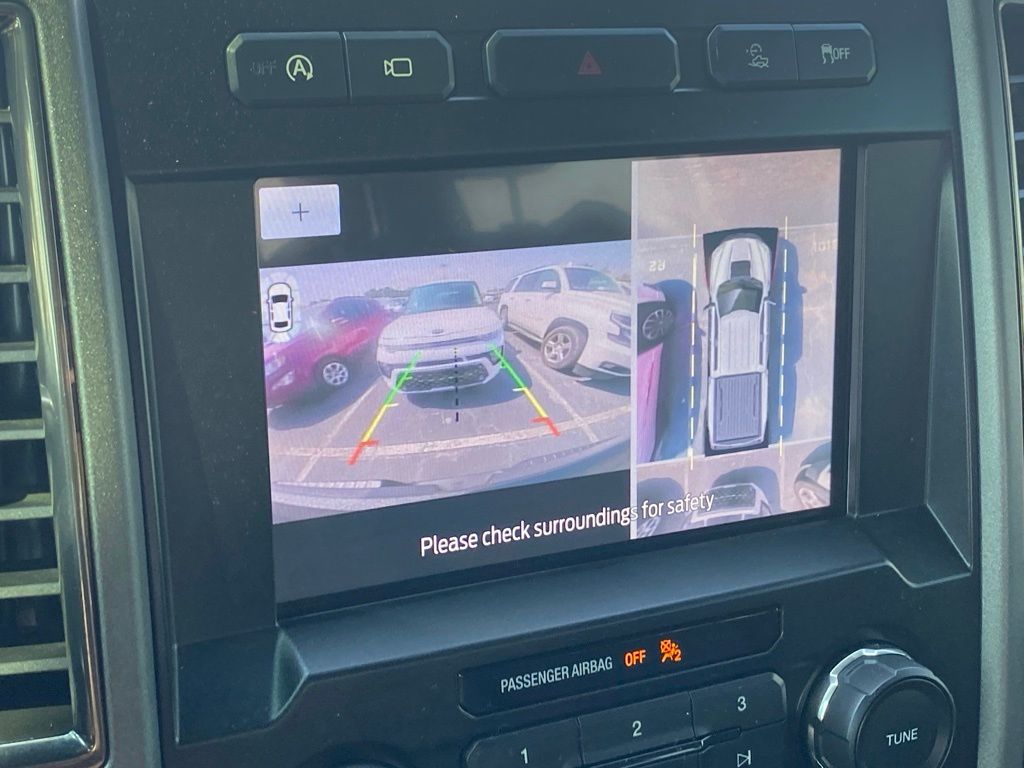 2020 Ford F-150 Raptor photo 13