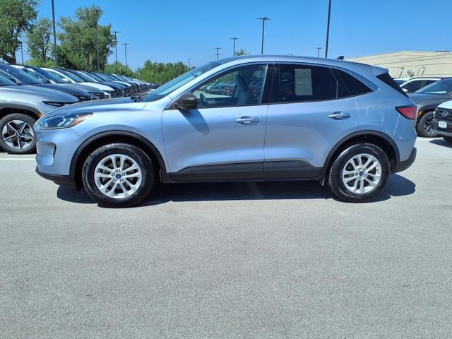 2022 Ford Escape SE photo 2
