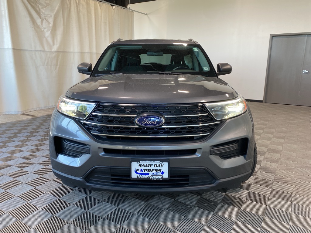 2022 Ford Explorer XLT photo 2