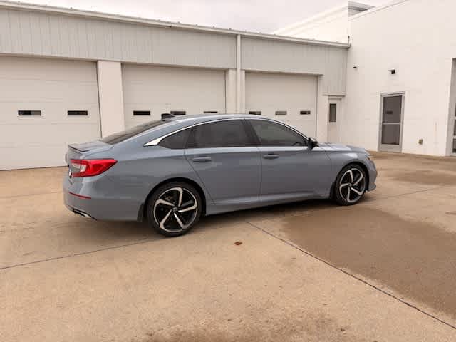 2022 Honda Accord Sport photo 2