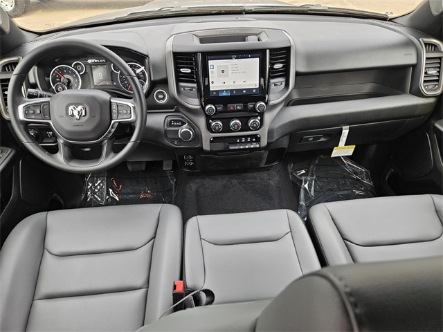 2025 Ram 1500 Tradesman photo 14