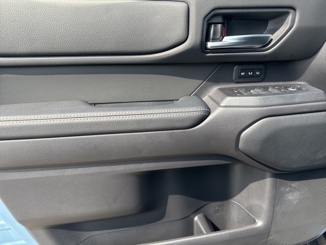 2025 Toyota Land Cruiser Base photo 10