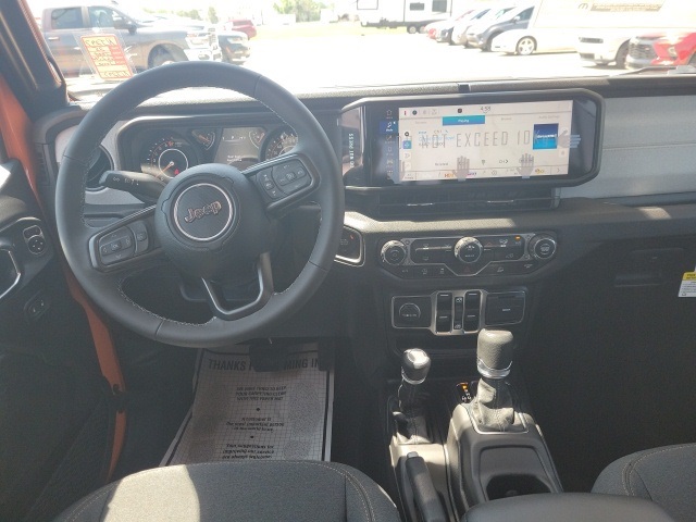2025 Jeep Gladiator Sport S photo 3
