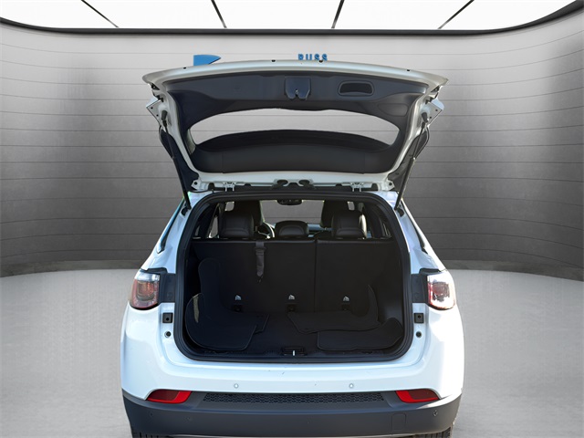 2024 Jeep Compass Limited photo 18