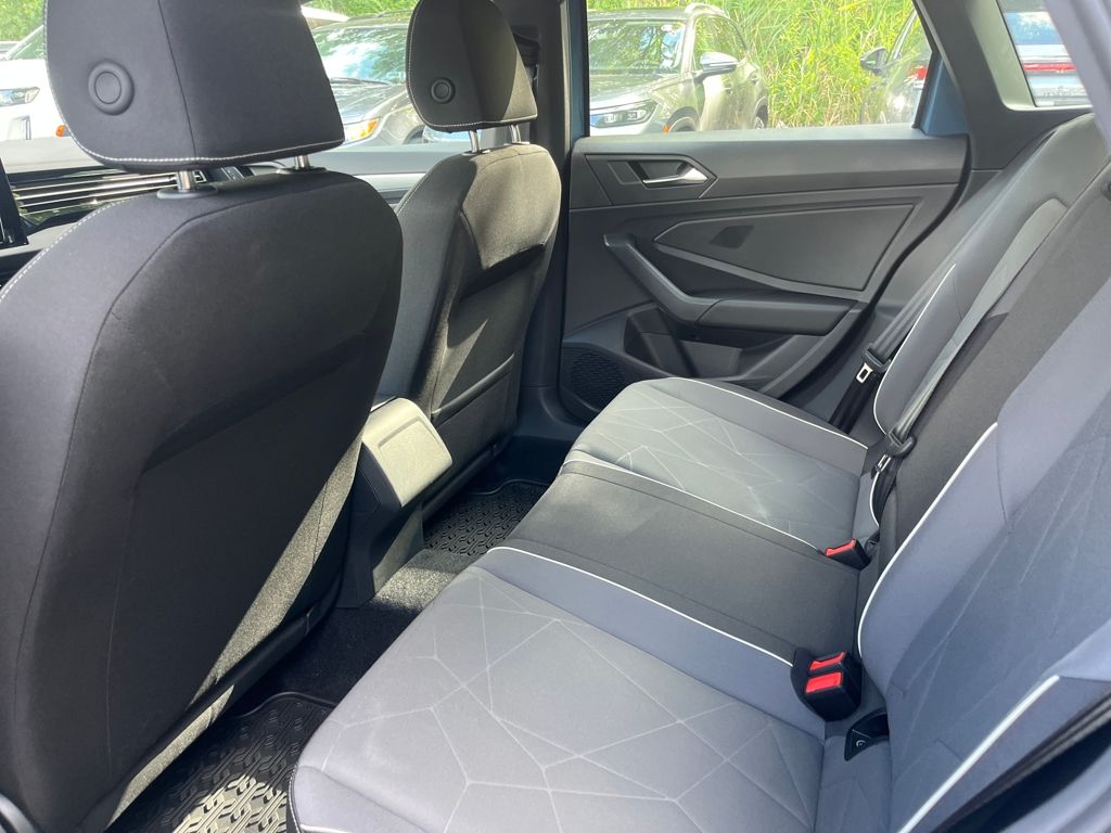 2025 Volkswagen Jetta 1.5T Sport photo 13