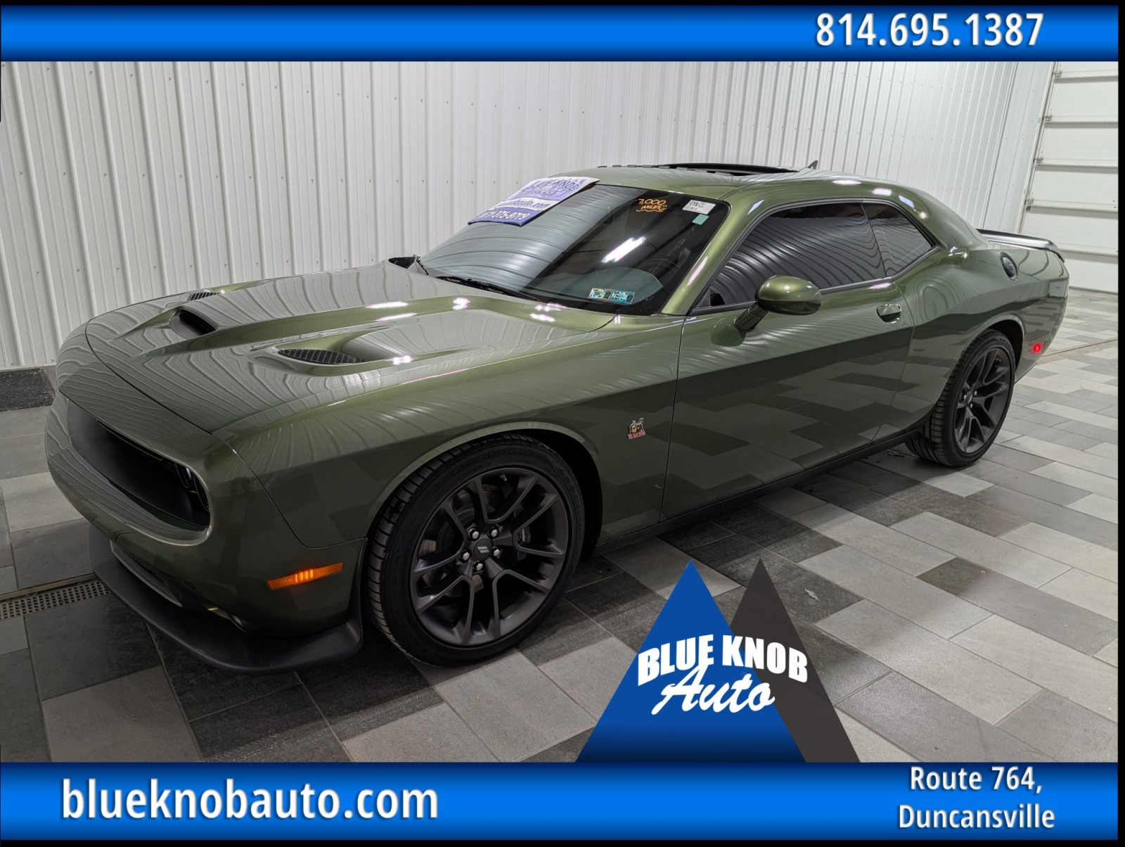 2023 Dodge Challenger R/T's photo