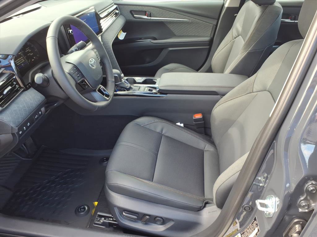 2026 Toyota Camry XLE photo 4