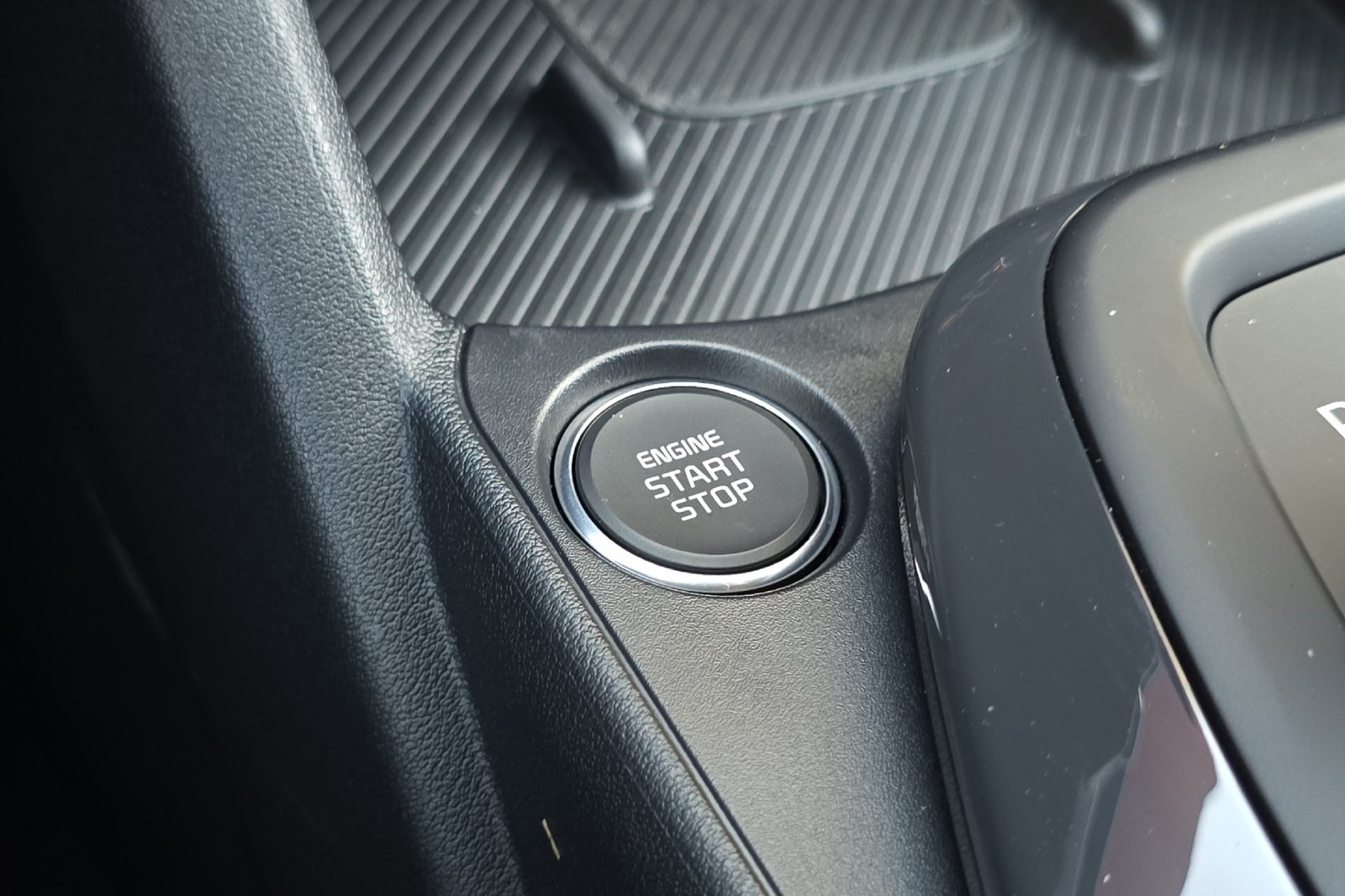 2025 Kia K4 EX photo 17