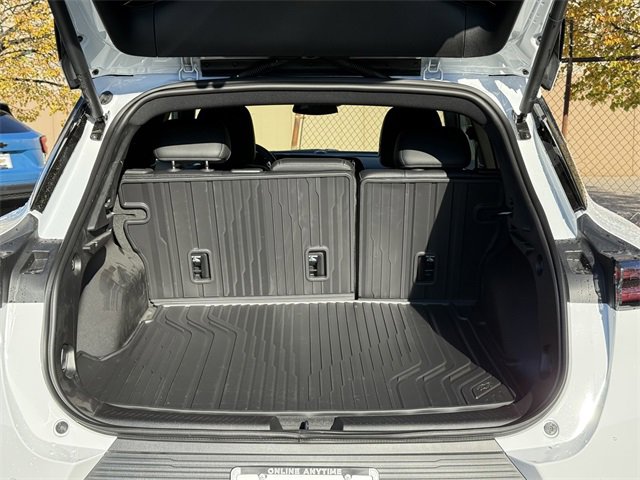 2026 Chevrolet Equinox EV 1LT photo 2