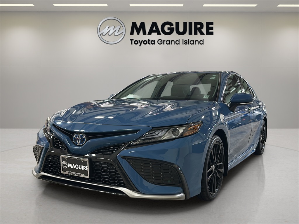 2024 Toyota Camry XSE's photo