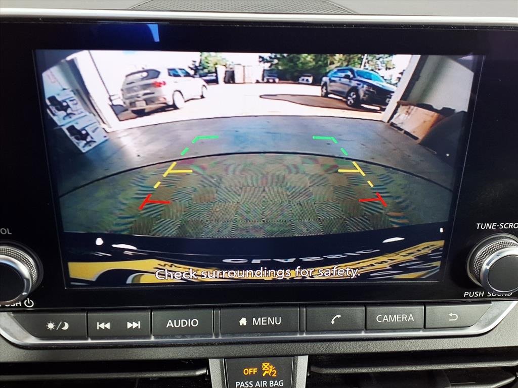 2024 Nissan Altima 2.5 SV photo 3