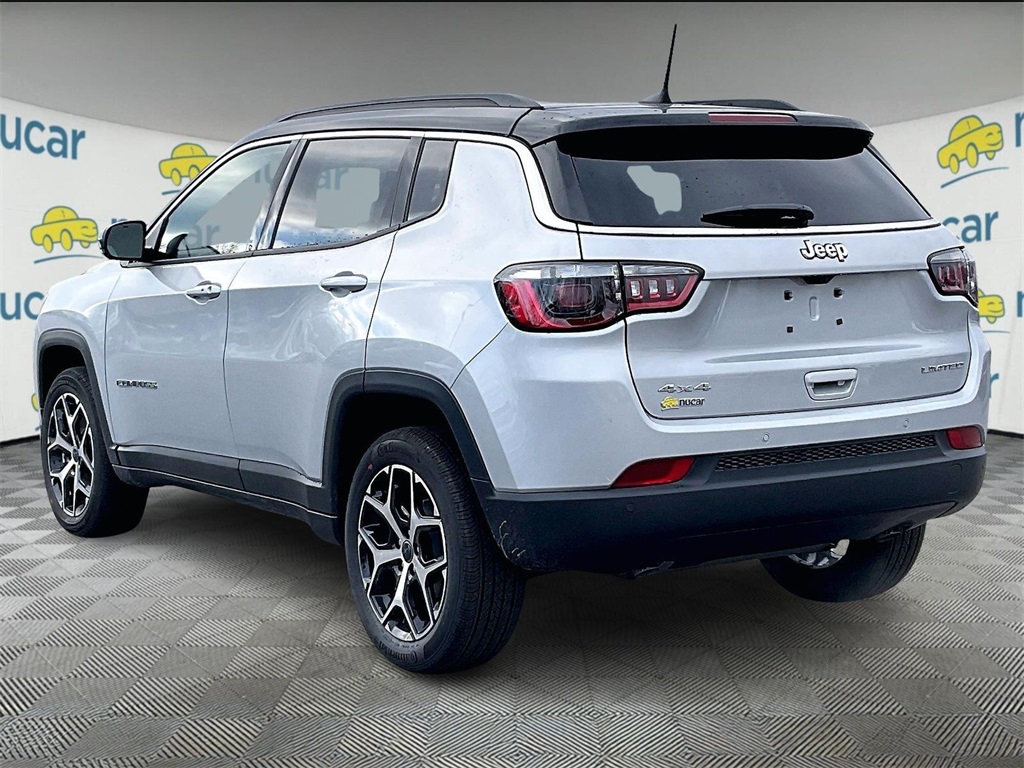 2026 Jeep Compass Limited photo 4