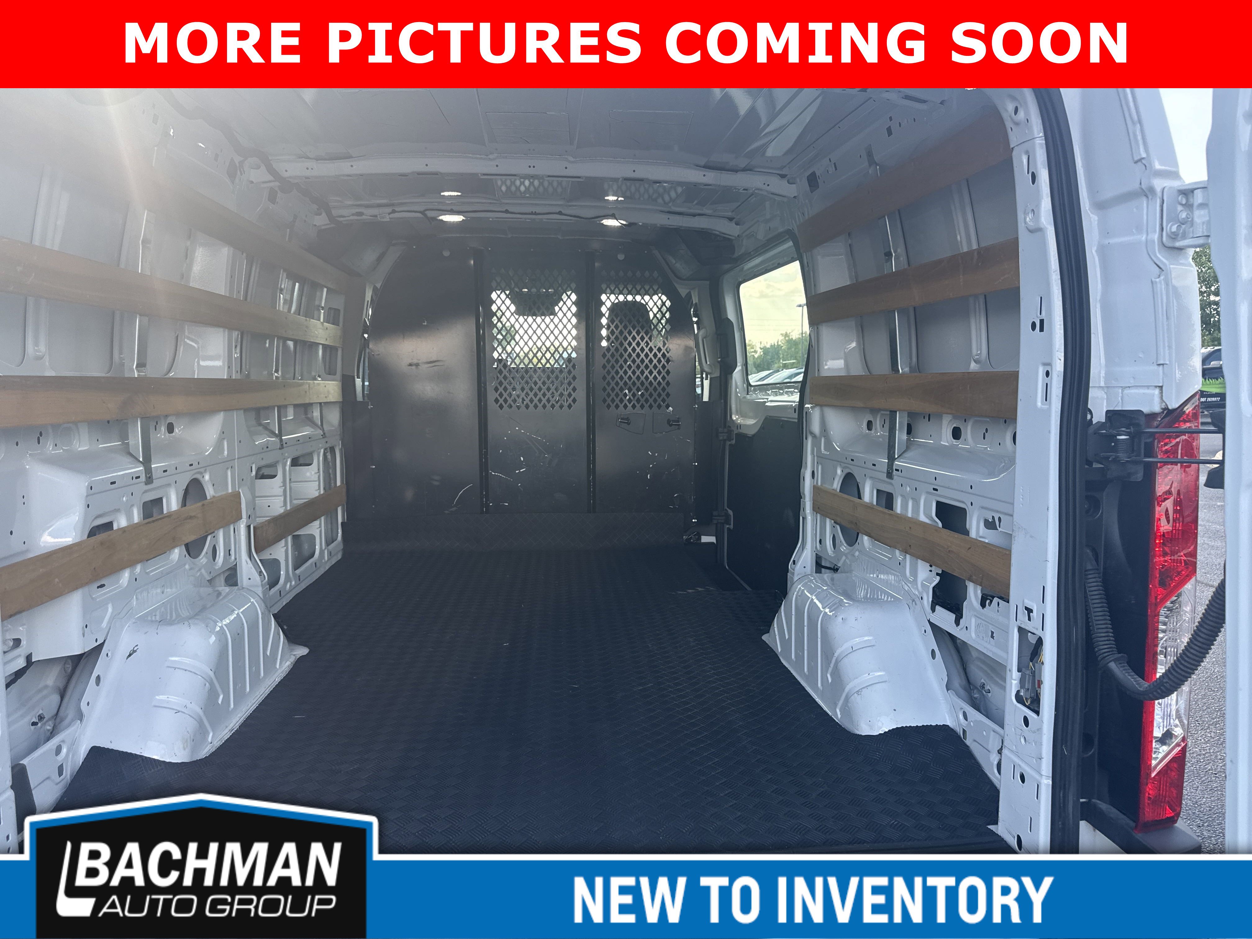 2022 Ford Transit Cargo Van photo 3