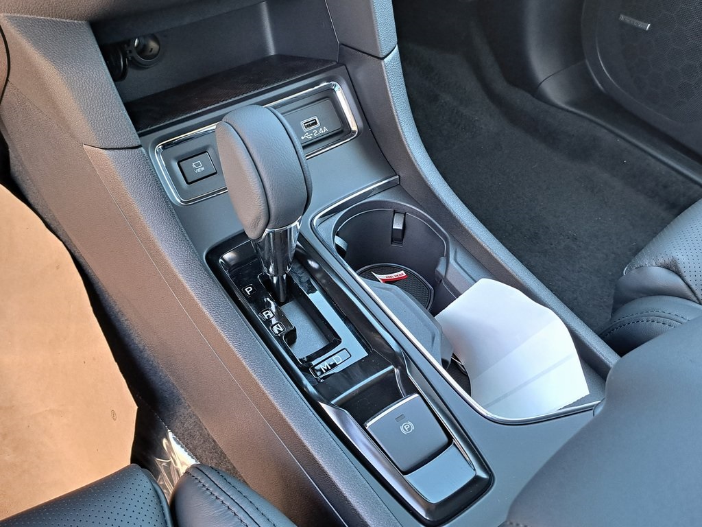 2025 Subaru Ascent Onyx Edition Touring photo 10