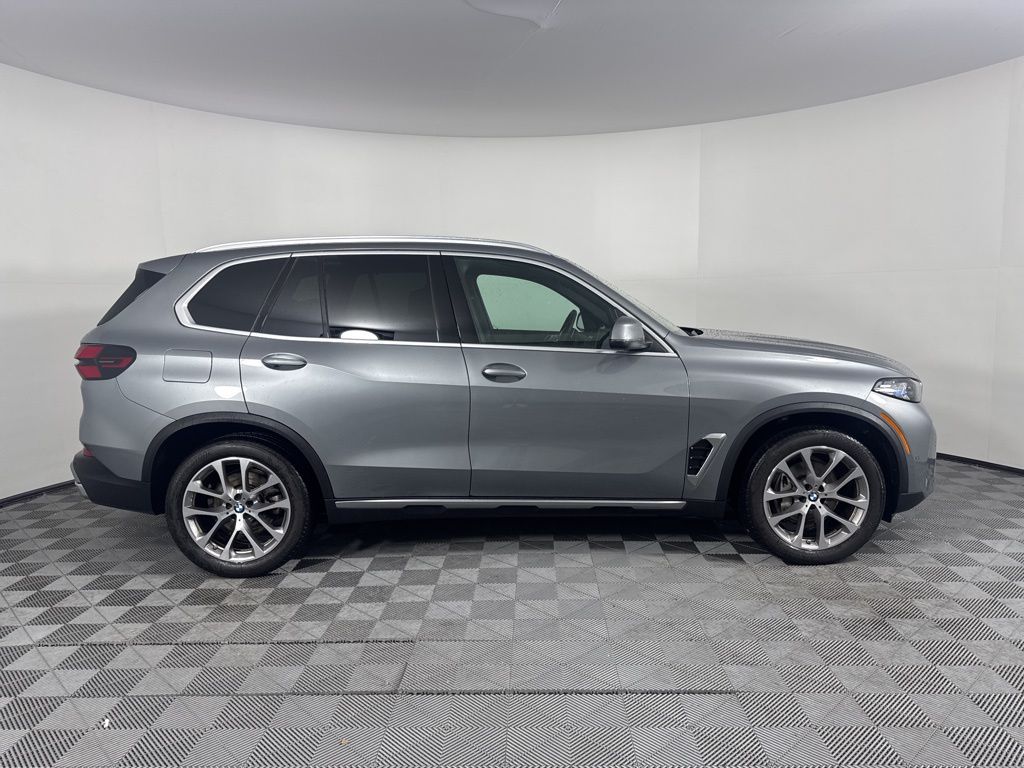 2024 Bmw X5 xDrive40i photo 3