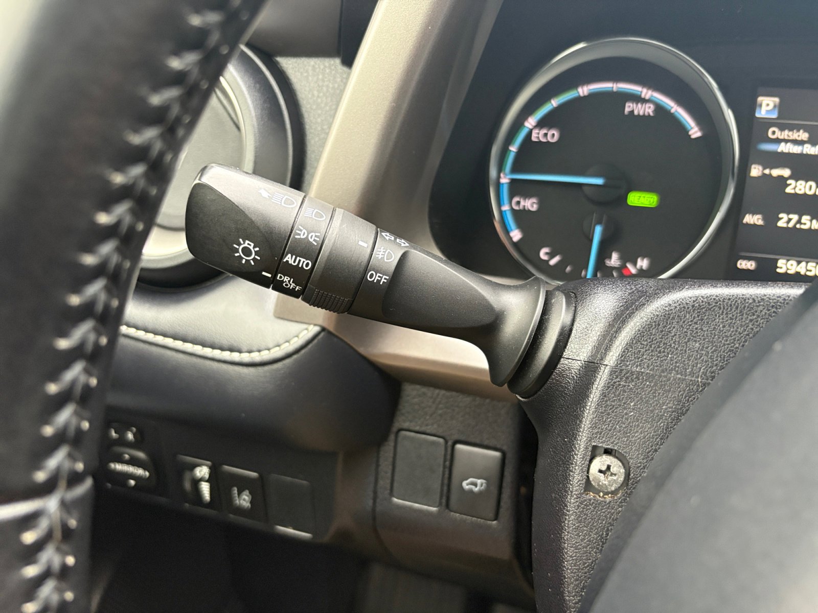 2018 Toyota RAV4 Hybrid XLE photo 15