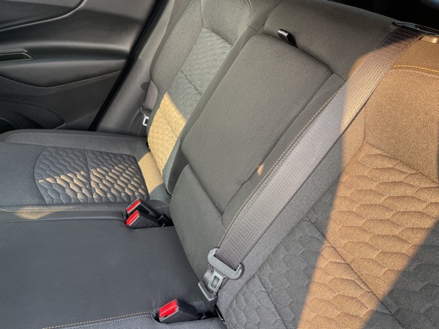 2020 Chevrolet Equinox LT photo 17