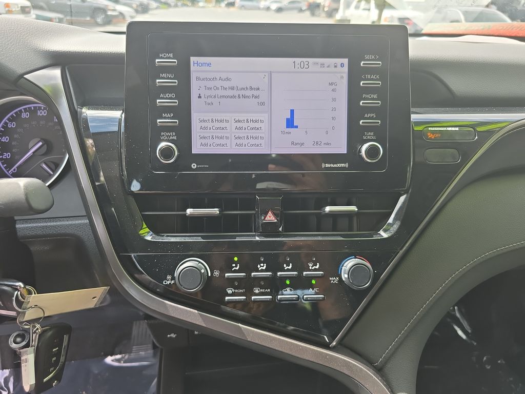 2021 Toyota Camry LE photo 19