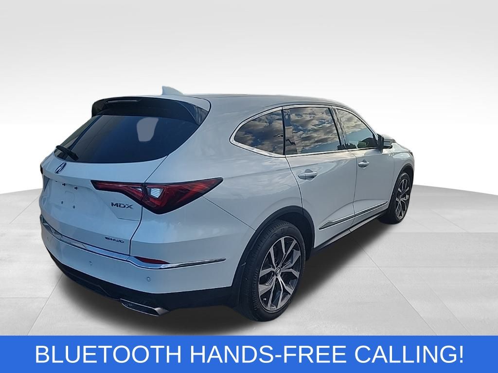 Used 2022 Acura MDX Tech with VIN 5J8YE1H41NL802176 for sale in Northfield, Minnesota