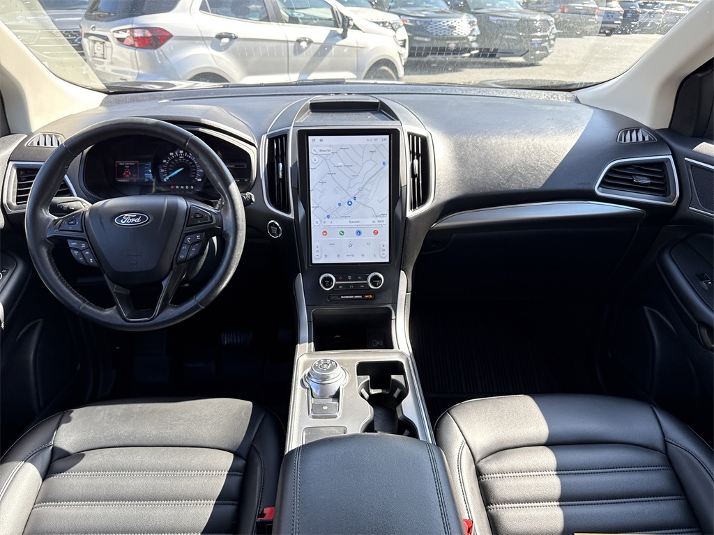 2022 Ford Edge SEL photo 11