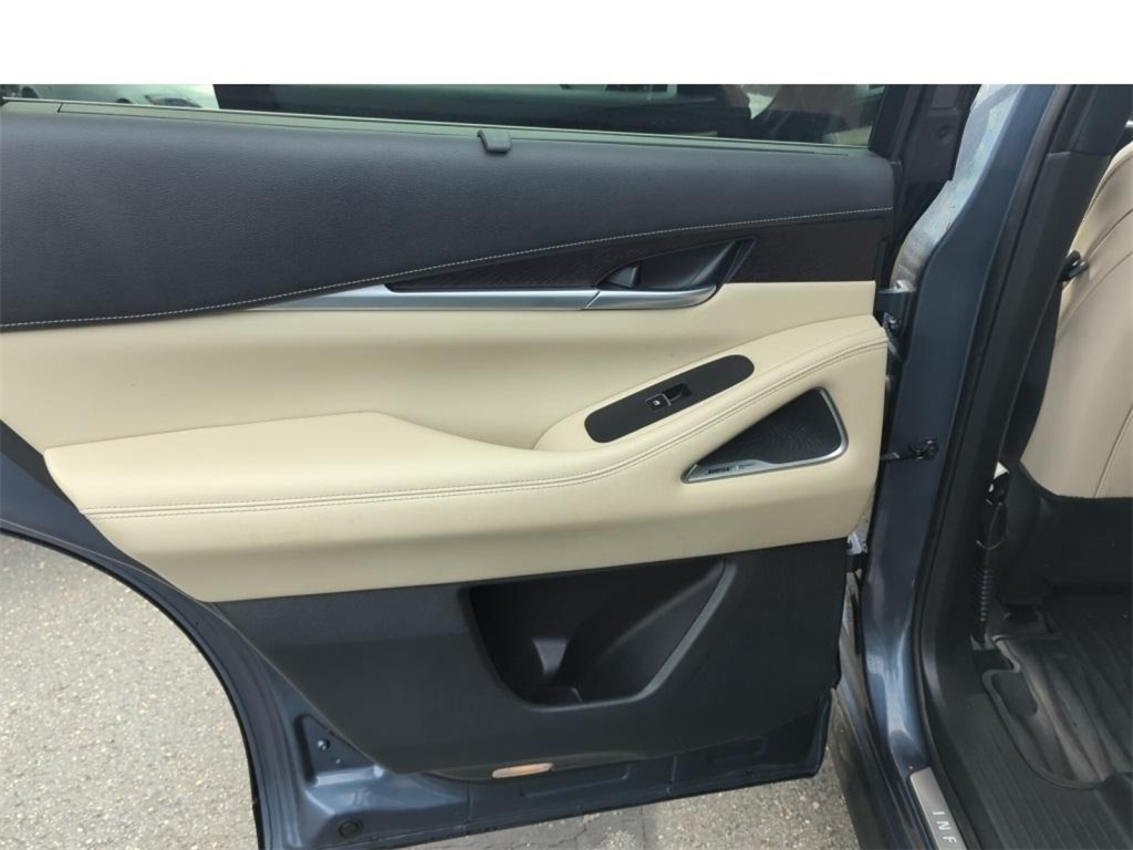 2022 Infiniti QX60 Sensory AWD photo 19