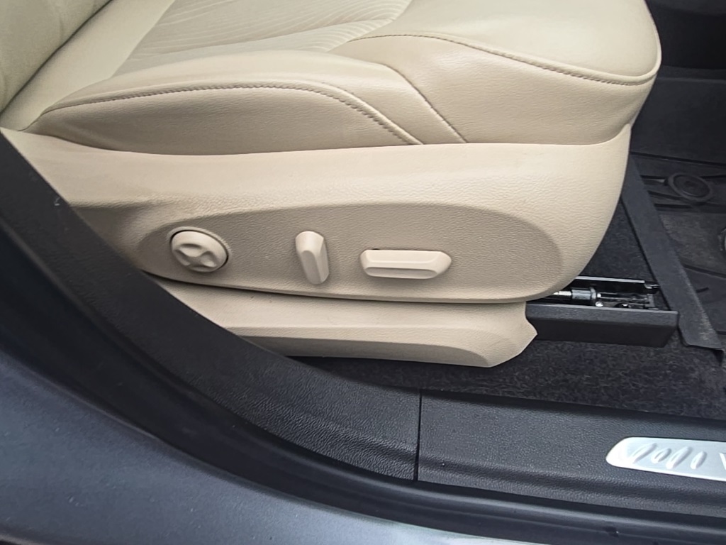 2020 Buick Envision Preferred photo 26