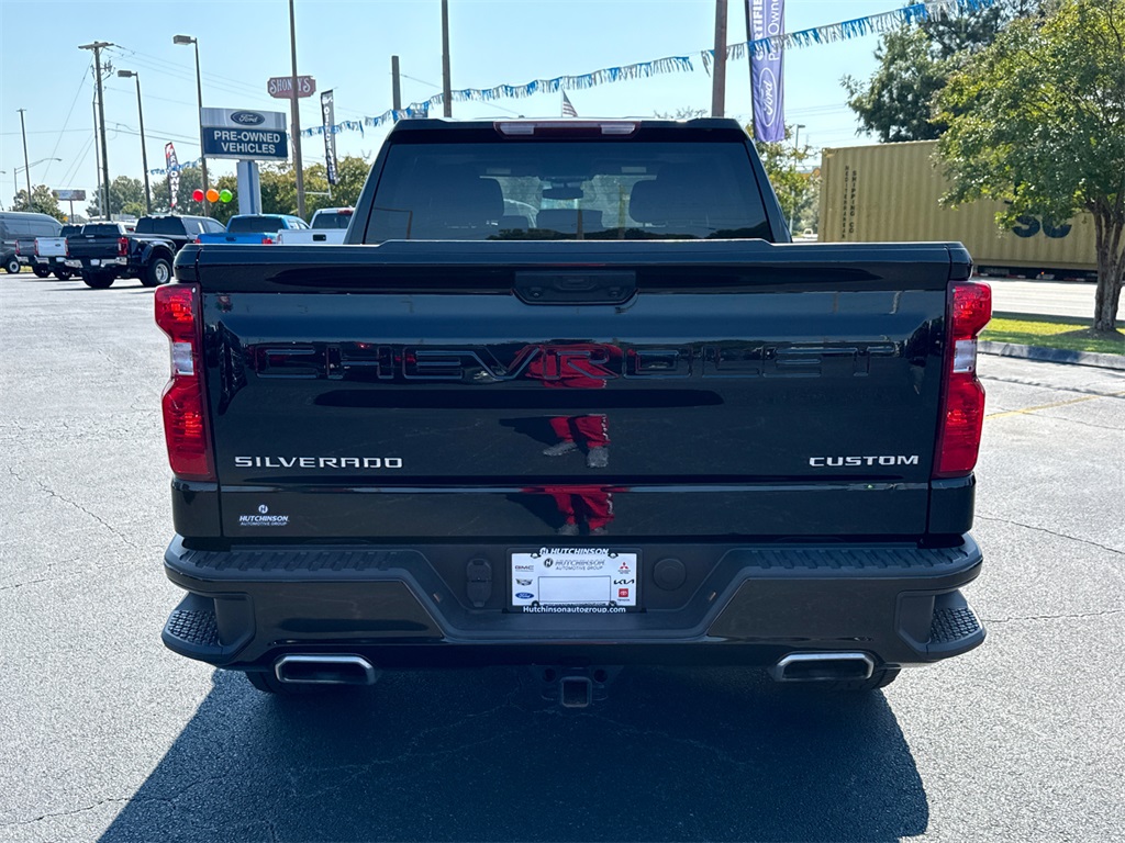 2023 Chevrolet Silverado 1500 Custom Trail Boss photo 3