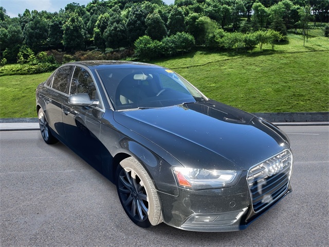 2013 Audi A4 Premium's photo