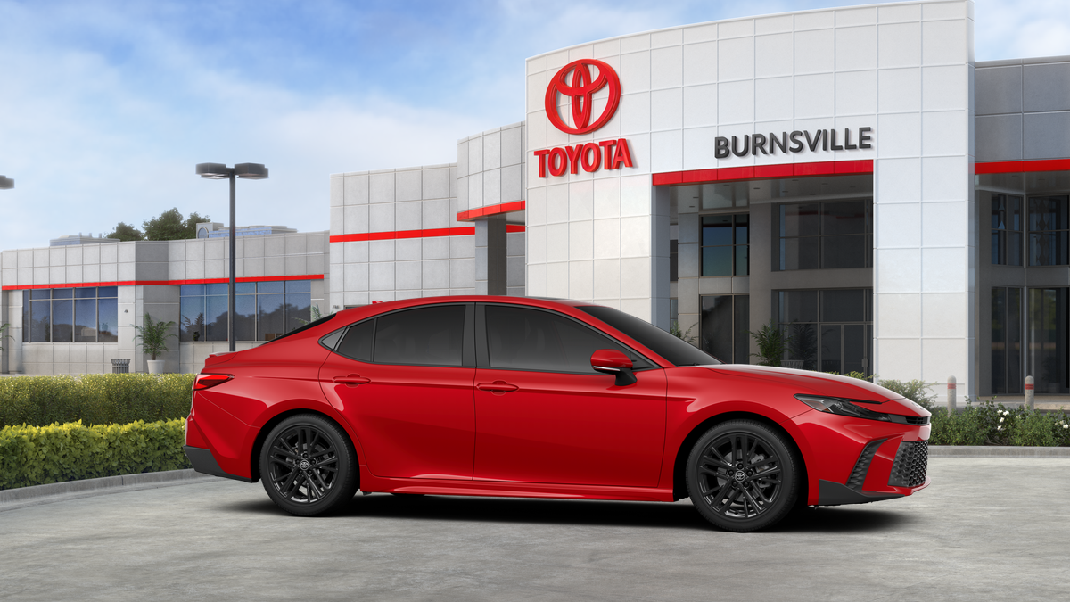 2025 Toyota Camry SE photo 13
