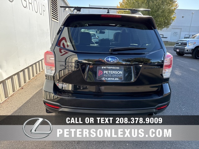 2018 Subaru Forester 2.5i Premium photo 2
