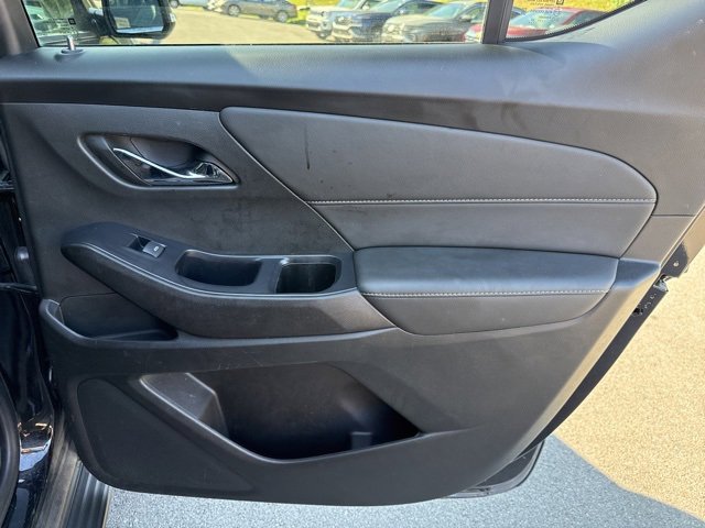 2022 Chevrolet Traverse Leather photo 11