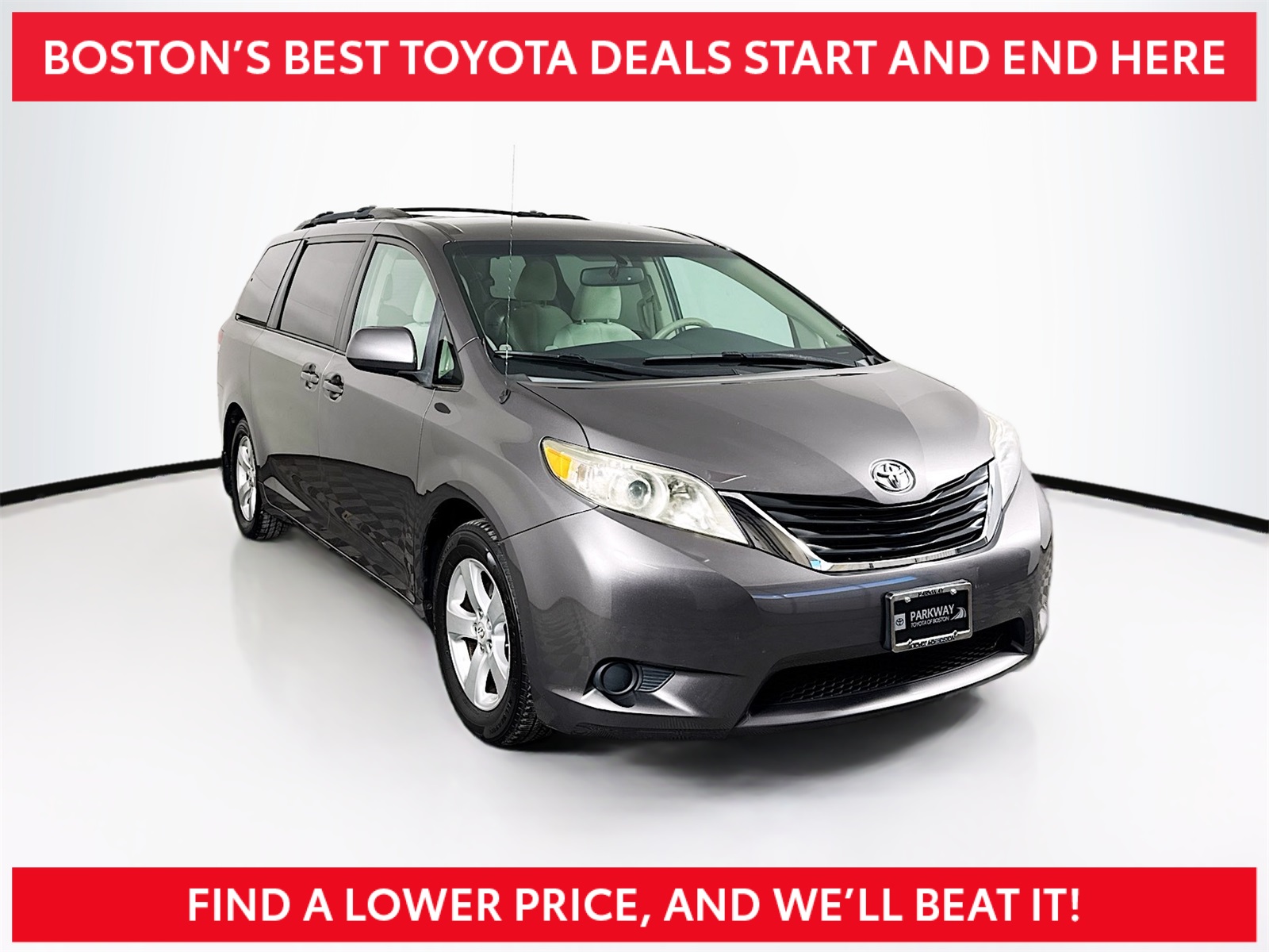 2011 Toyota Sienna LE's photo