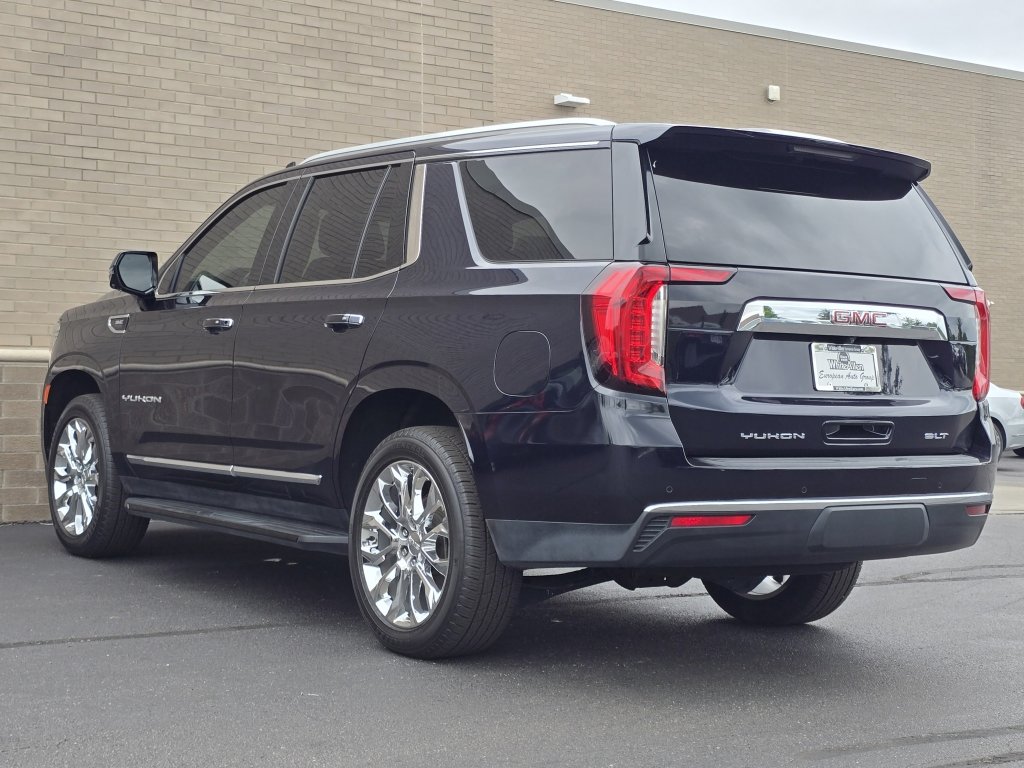 2022 Gmc Yukon SLT photo 2