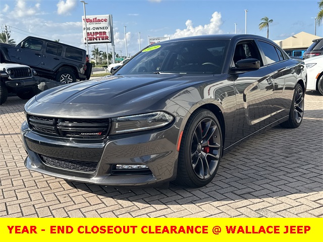 2023 Dodge Charger SXT photo 2