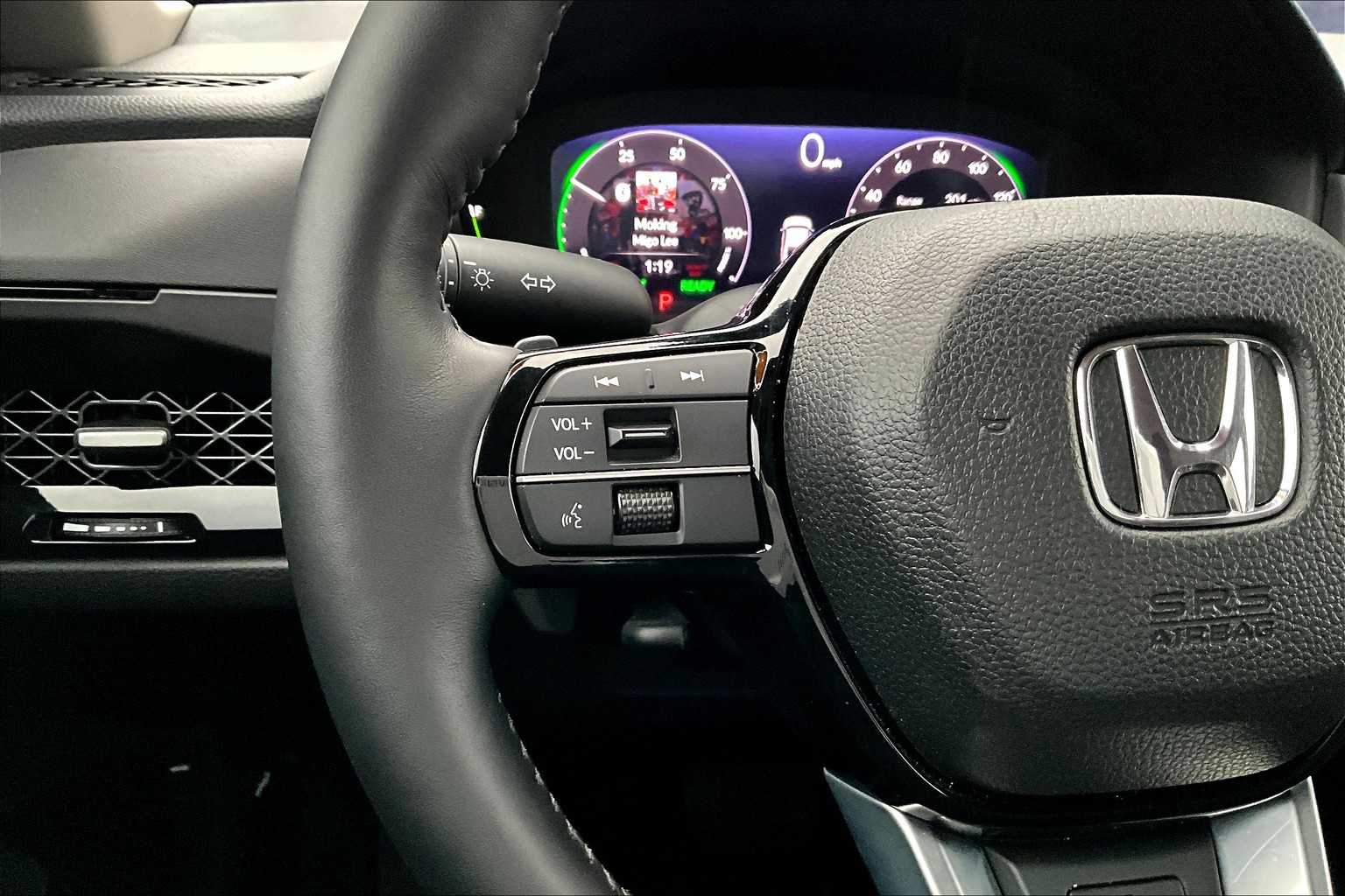 2025 Honda Accord Hybrid Touring photo 22