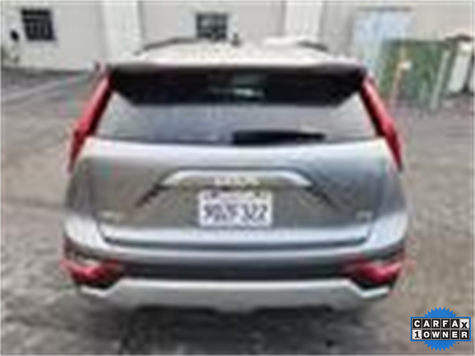 2023 Kia Niro EX photo 2