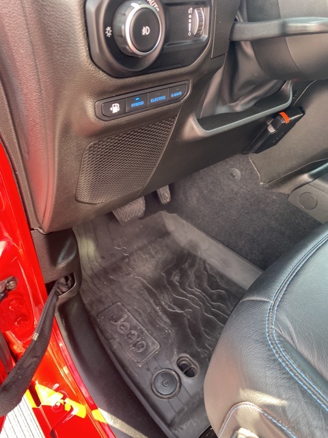 2023 Jeep Wrangler Rubicon 4xe photo 22