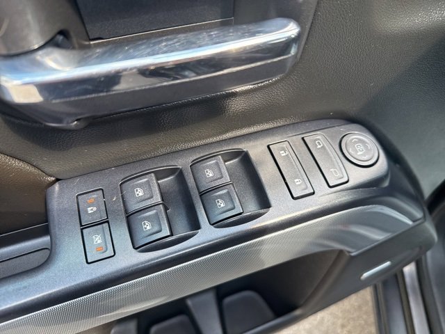 2017 Chevrolet Silverado 1500 LT photo 18