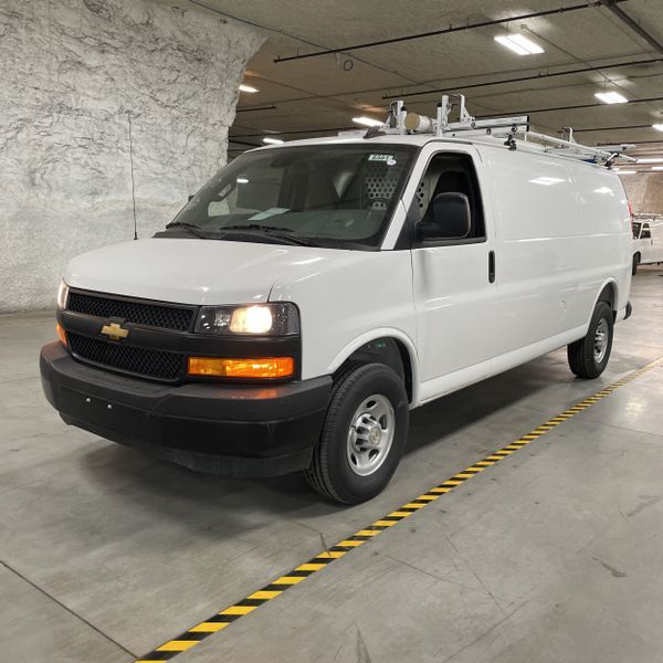 2025 Chevrolet Express Cargo Work Van's photo