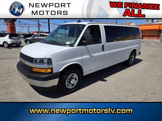 2021 Chevrolet Express Passenger LT