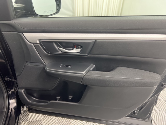 2017 Honda CR-V LX photo 18