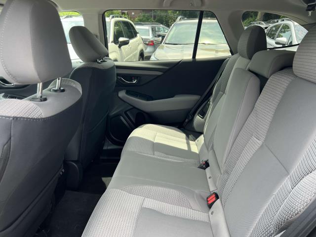 2022 Subaru Outback Premium photo 8