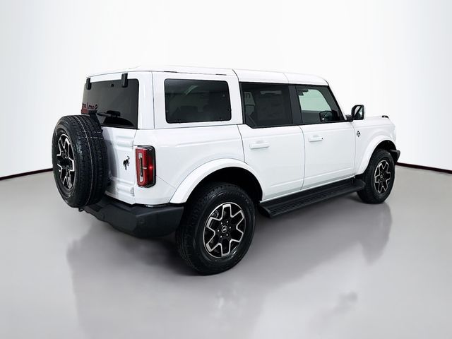 2025 Ford Bronco Outer Banks photo 7