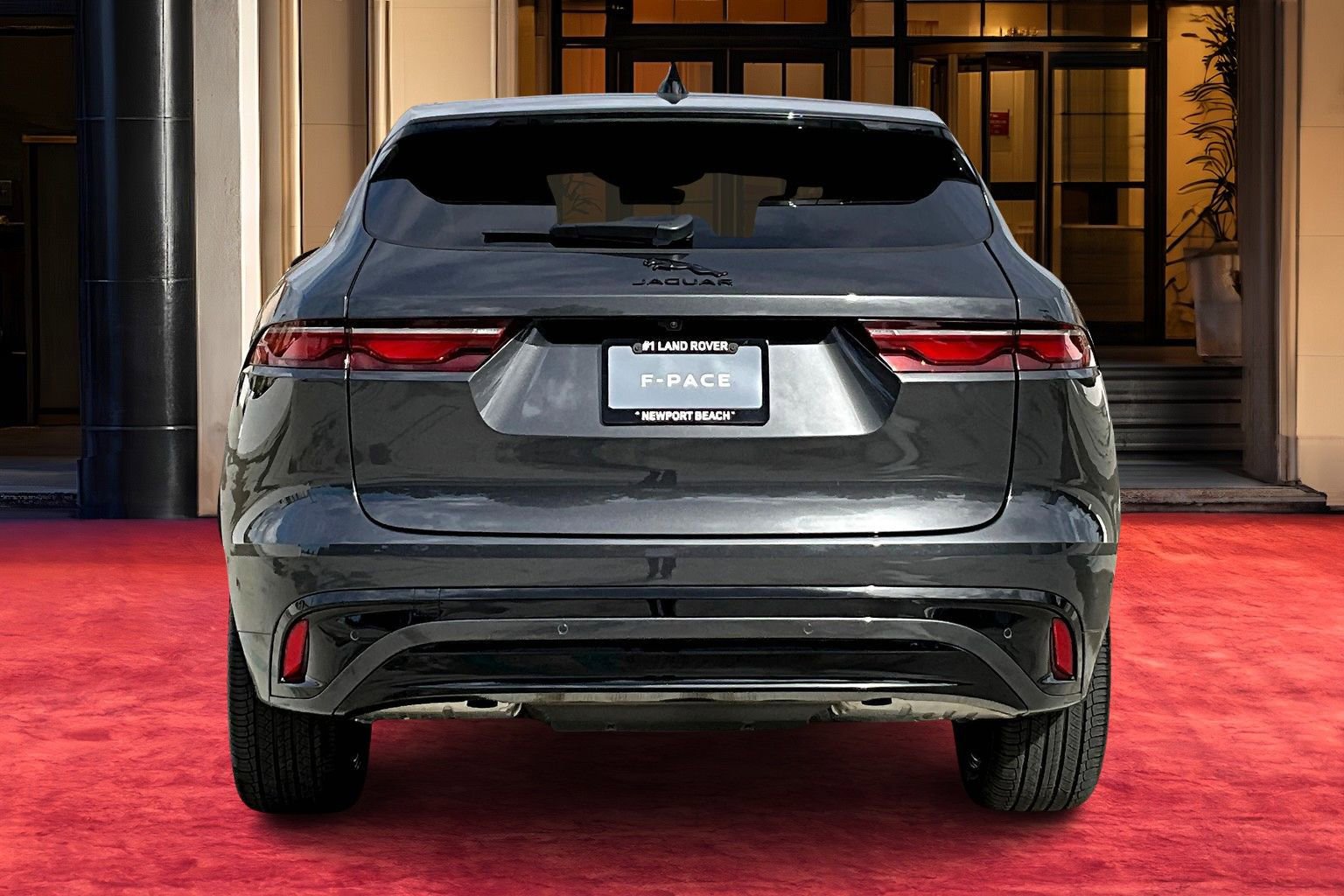 2025 Jaguar F-PACE P250 R-Dynamic S photo 3