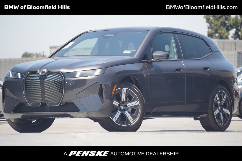 2026 BMW iX 45's photo